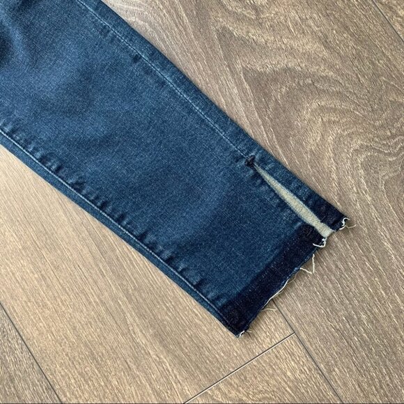 Free People NEON BLONDE Bombshell High Rise Skinny Jean High rise Dark Wash - Picture 13 of 15